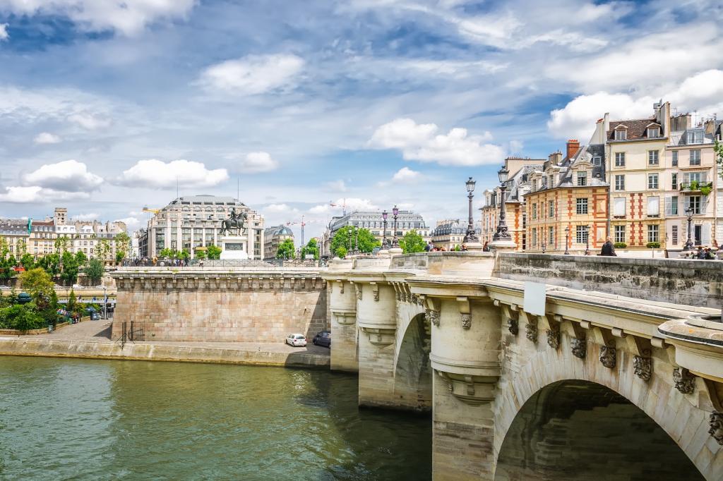 The Parisian Art of Living in the Heart of the Latin Quarter