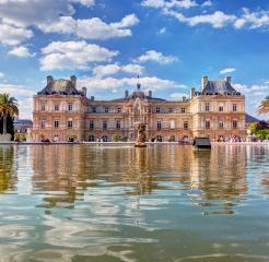 Stroll through the parks of the Latin Quarter